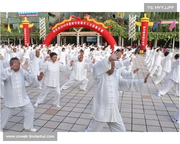 肖龙赛前被指出拳过于紧张，需提升出拳速度。